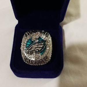 Philadelphia Eagles Replica SuperBowl Ring